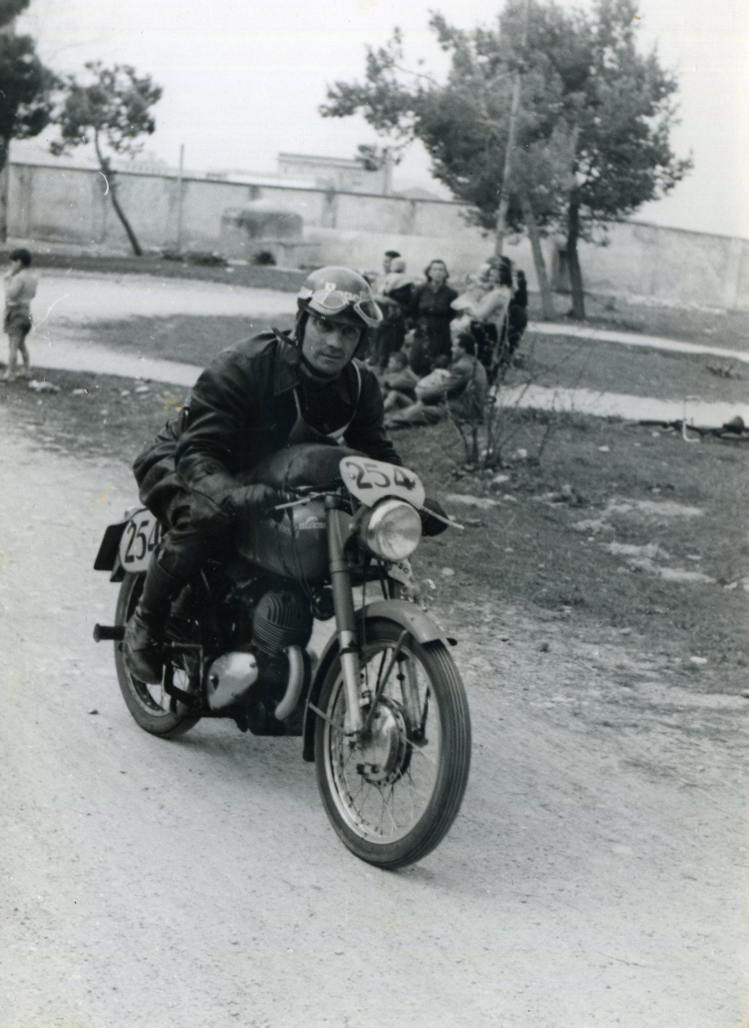 1954 Bologna II° Motogiro d’Italia Pietrogrande in azione