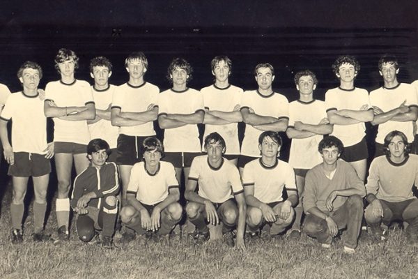 1979 Montagnana vince il I° torneo giovanile “San Carlo” - Osvaldo Favero all., Mauro Stevanin, Massimo Zanuso, Giuseppe  Maraggia, Roberto  Vettorello, Carlo Ruffin, Lucio Tecchiato, Luciano Camon, Romeo Stevanin, Michele Zanin, Michele Gioachin, Gianni Dall’Angelo all; …., Emanuele Zanin, Roberto Crestanello, Antonio Pasinato, Eugenio Cavaliere accomp., Maurizio Baratella