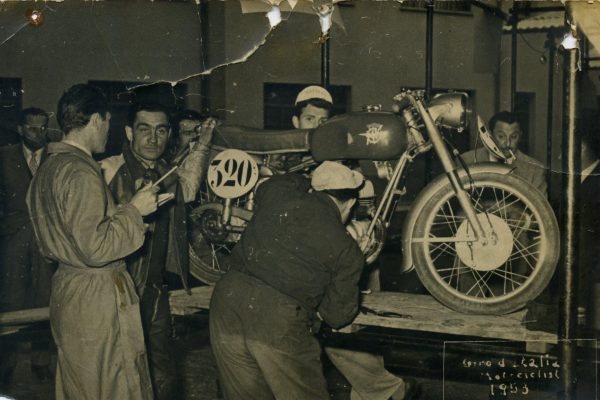 1953 Bologna I° Motogiro Pietrogrande alle verifiche